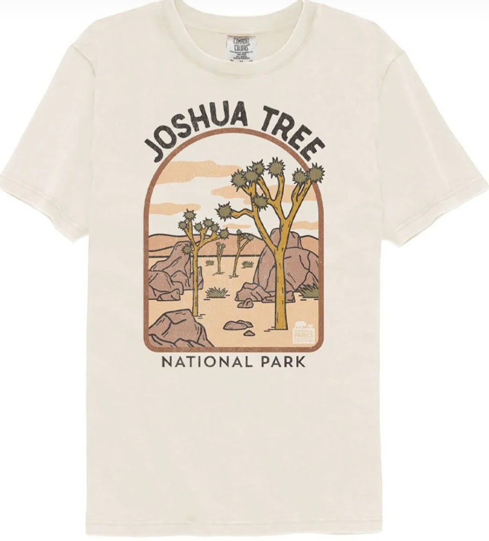 Ivory crewneck T-shirt with Joshua Tree National Park graphic